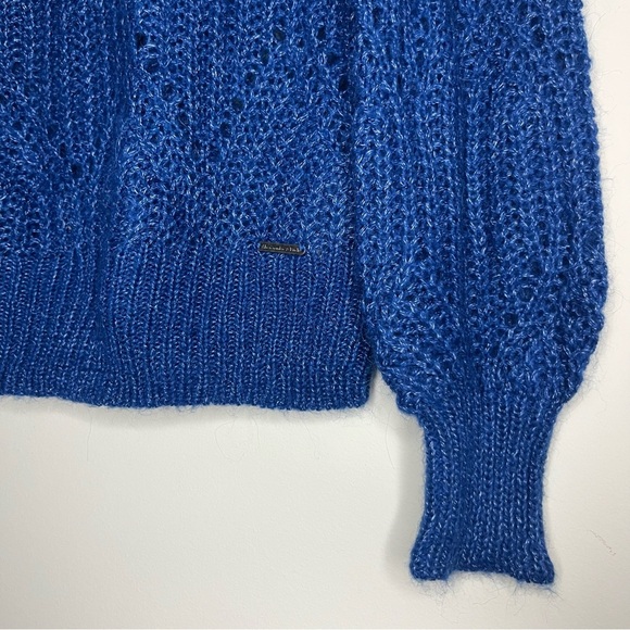 ABERCROMBIE & FITCH Lofty Puff Sleeve Crewneck Knit Royal Blue Metallic Sweater - Picture 4 of 8